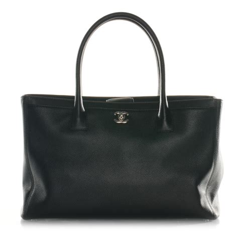 chanel executive cerf tote discontinued|chanel caviar cerf tote.